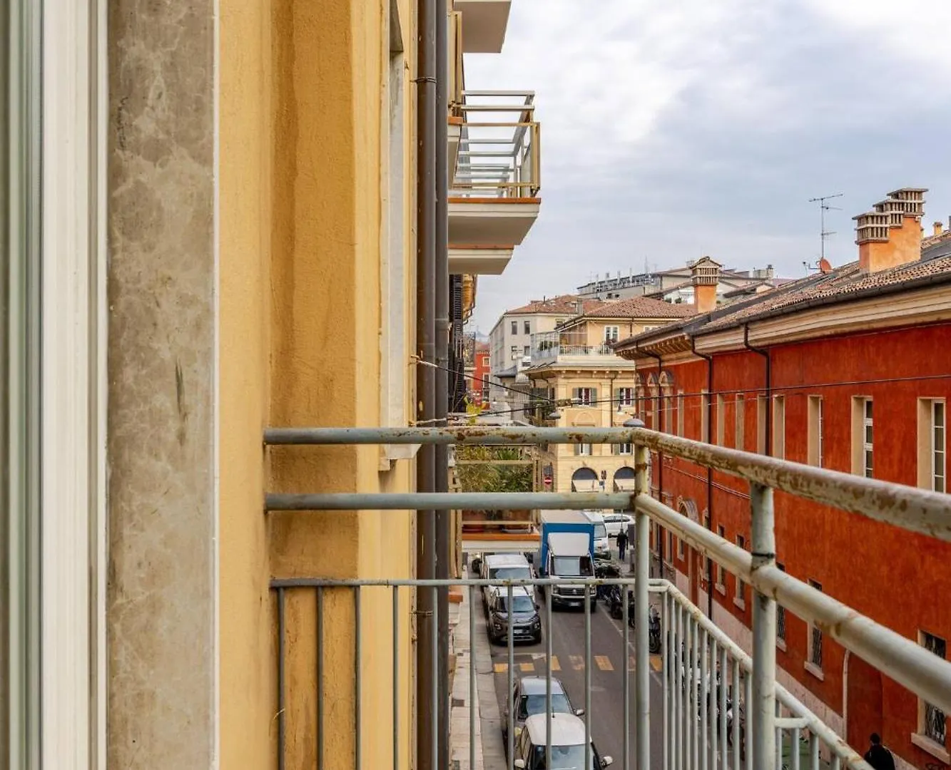 Michael Apartment Βερόνα 0*,